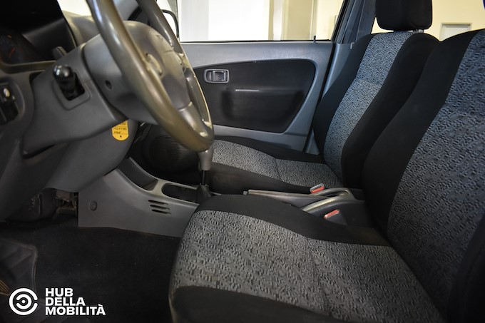 DAIHATSU 1.3i 16V cat 4WD DB/AC